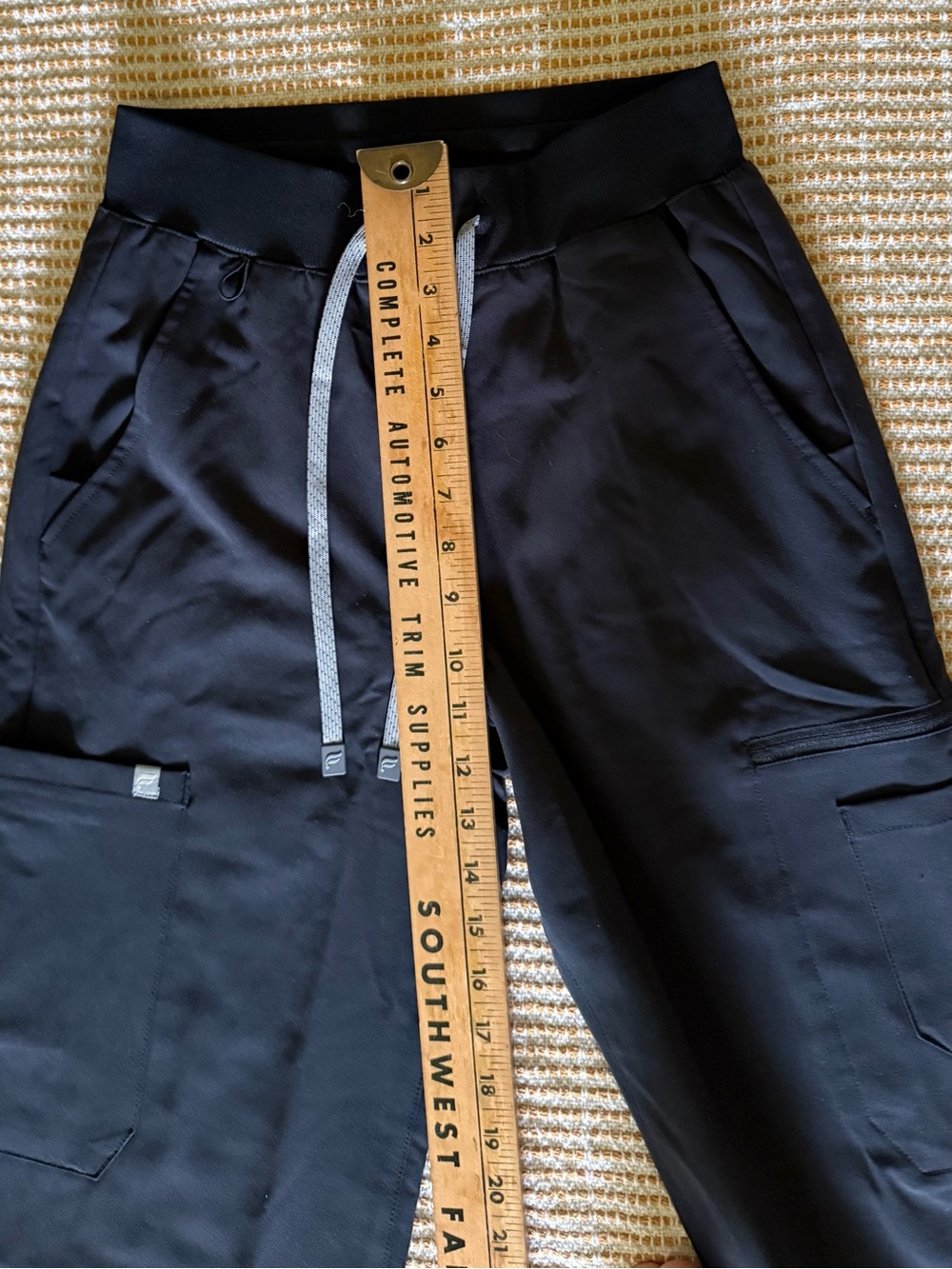 Fabletics Women's High Rise Wide Leg Scrub Pants NWOT. XS - Picture 7 of 16